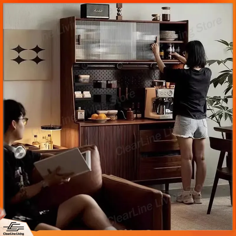 Wine Vodka Beer - ตู้เก็บไวน์ไม้เนื้อแข็งสไตล์เรโทรสำหรับห้องนั่งเล่น พร้อมประตูกระจก ตู้เก็บของสไตล์นอร์ดิกสำหรับวิสกี้ วอดก้า เบียร์